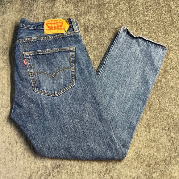 Levi Strauss & Co. Other - Levi Strauss 501 Jeans Mens W35 L30 Button Fly Blue Denim Straight Leg